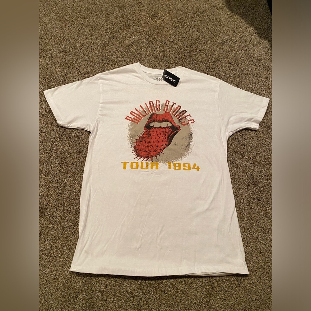 NWT Hot Topic Rolling Stones Tour Graphic Tee